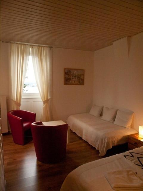 Hôtel Garni Villa Carmen La Neuveville Chambre photo
